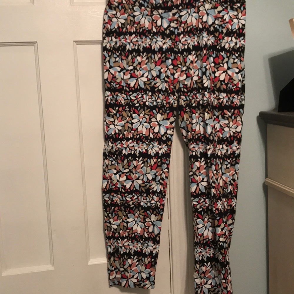 Anne Klein Flower Pattern Pants